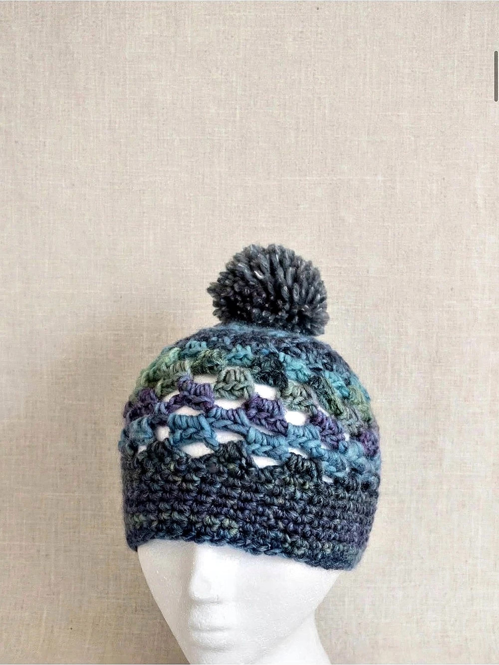 Blue & Gray Pom-Pom Knit Hat Like New
